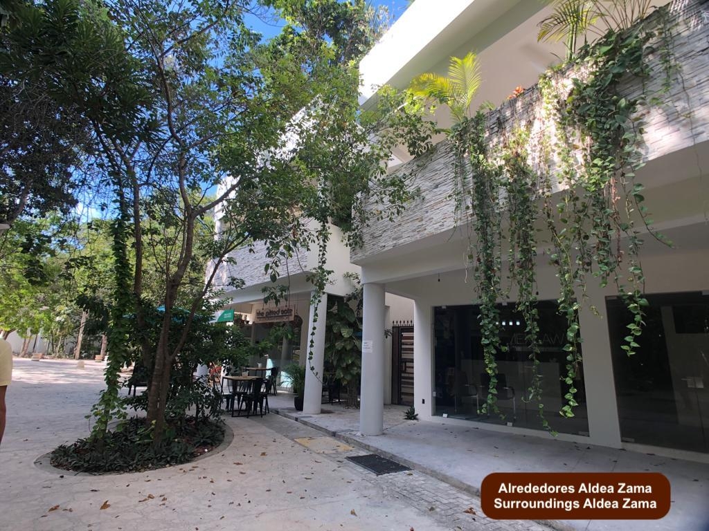 Condo with private garden and pool, full wall windows overlooking green areas, concierge, gym, 958m2 pool, children playground, and more