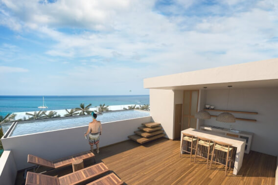 Condo steps from the sea, with ocean view, roof top for sale, Puerto Morelos