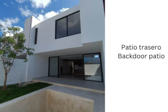 House with private pool, covered terrace, walk-in closet, two-car garage, for sale, Xcanatun, Merida, Yucatan.