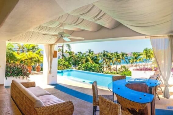 Luxury Beachfront villa, beach club and hotel services, private pool, elevator, in Tangolunda Bay Huatulco, for sale.