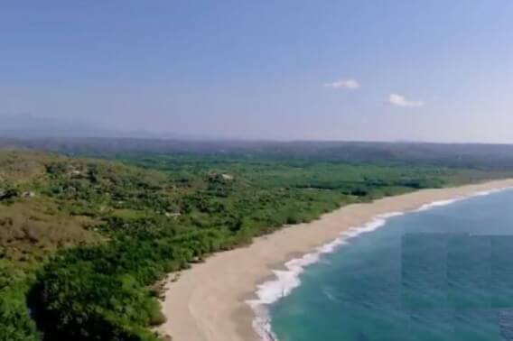 Lot 1 km from the beach, land with property title, underground wiring, water, for sale Cuatunalco, Huatulco, Oaxaca.